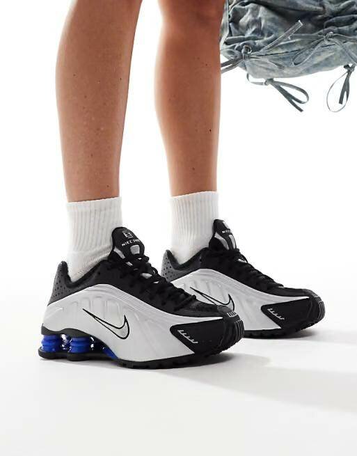 Baskets Nike Shox R4