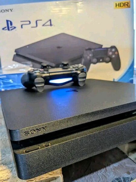 Console Sony PS4