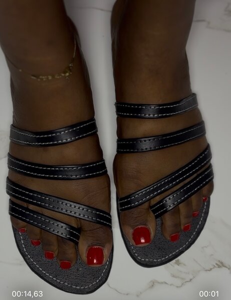 Sandales élégantes en cuir noir