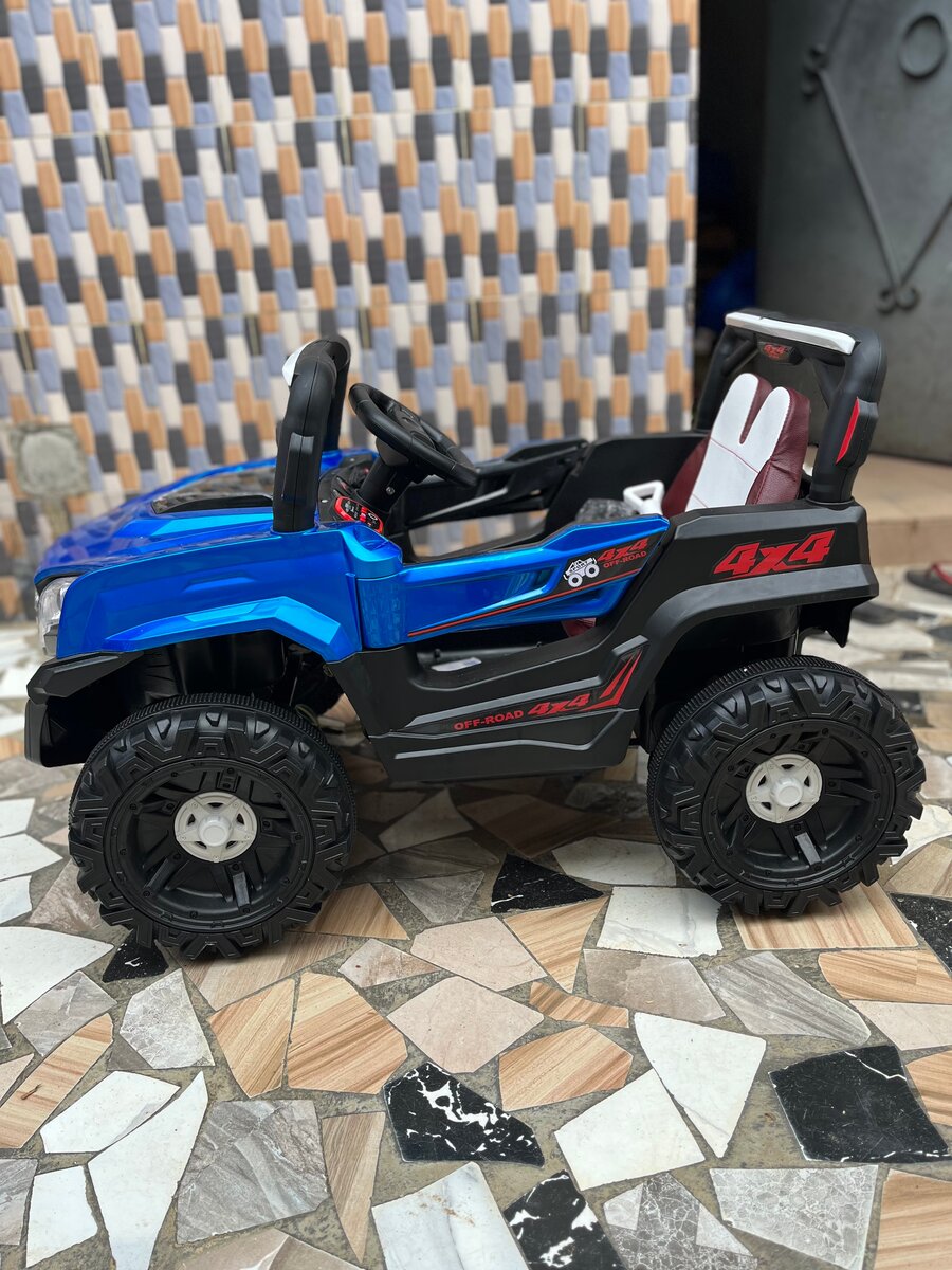 Voiture électrique pour enfants