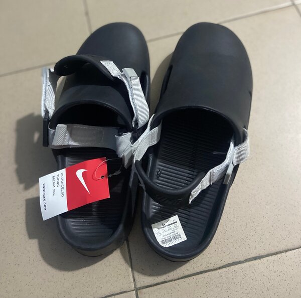 Sandales Nike noires pour homme