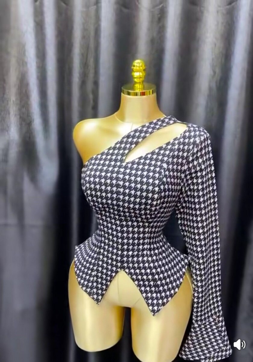 Top élégant à bretelles