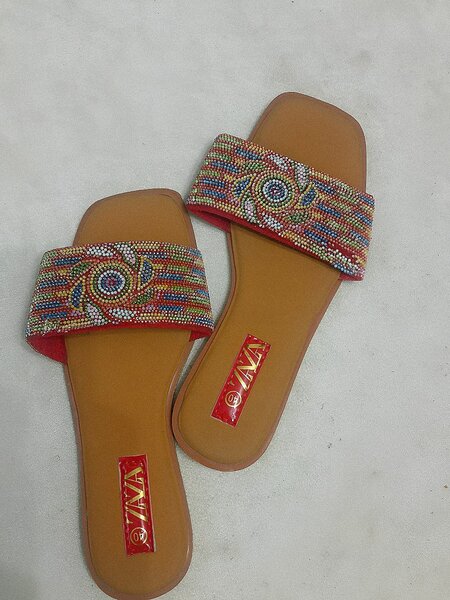 Sandales perlées artisanales