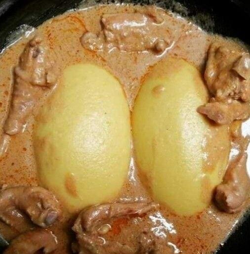 Foutou sauce arachide