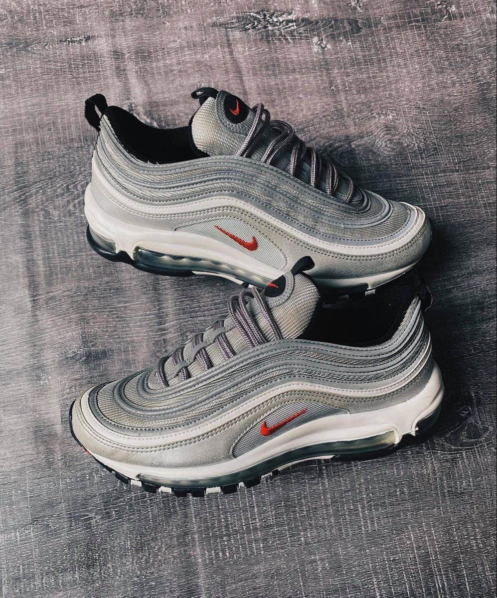 Nike Air Max 97 gris et blanc