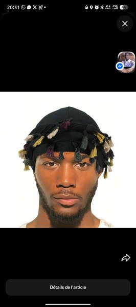 Bonnet en tissu coloré