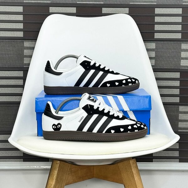 Baskets Adidas Samba Coeur