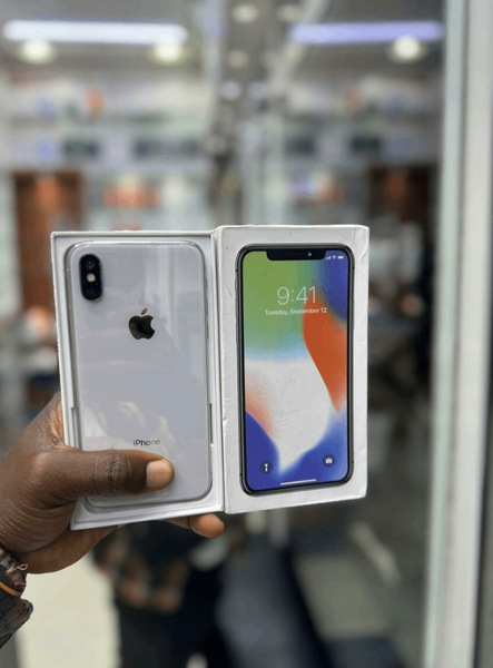 iPhone X 64GB Reconditionné