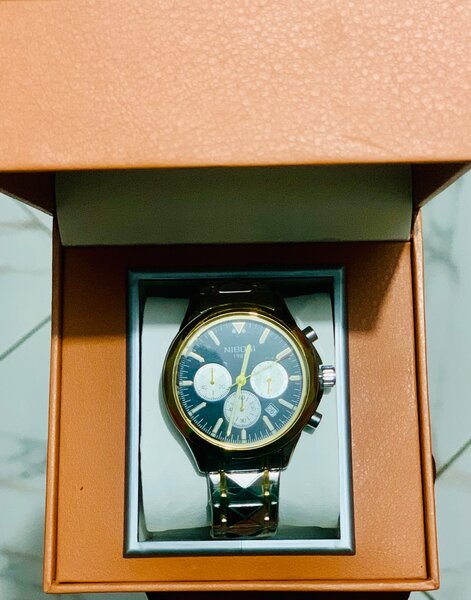 Montre élégante pour homme