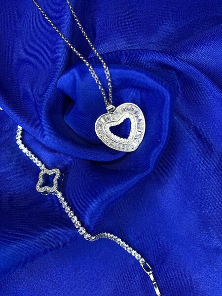 Silver Heart Pendant Necklace