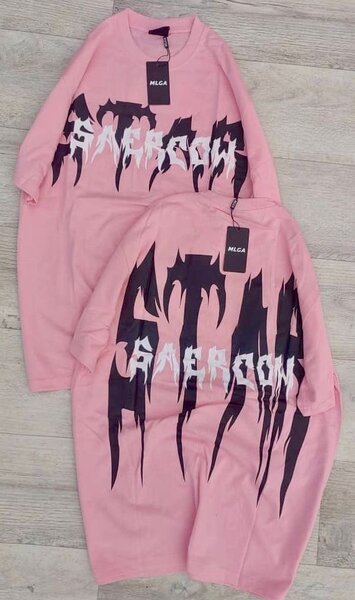 T-shirts oversize roses