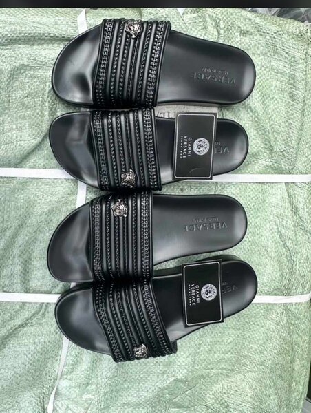 Sandales élégantes noires