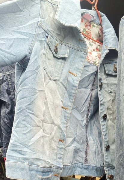 Veste en jean stylée pour femme