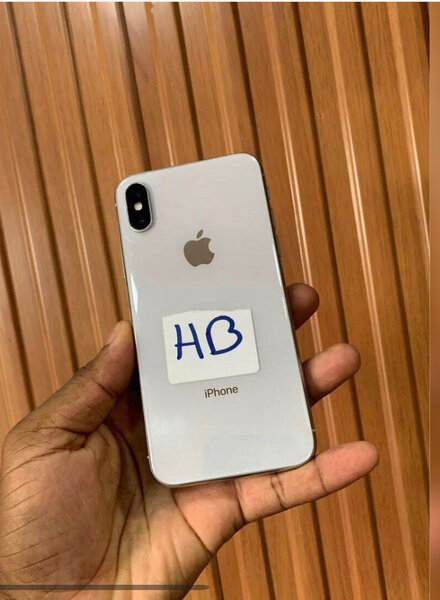 iPhone X 64 Go Argent