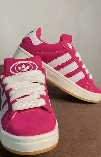 Baskets tendance multiples styles