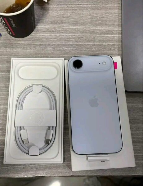 Apple iPhone 17Air d'occasion