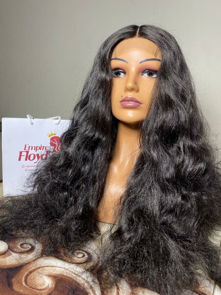 Perruque naturelle ondulée