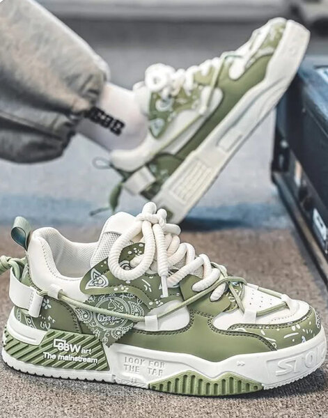 Chaussures Baskets Homme Vertes