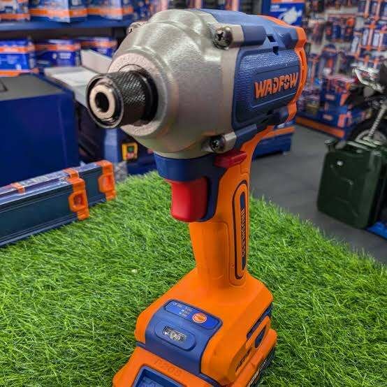 Clé à chocs sans fil Wadfow 20V