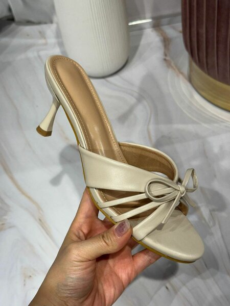 Élégantes mules à talons femme