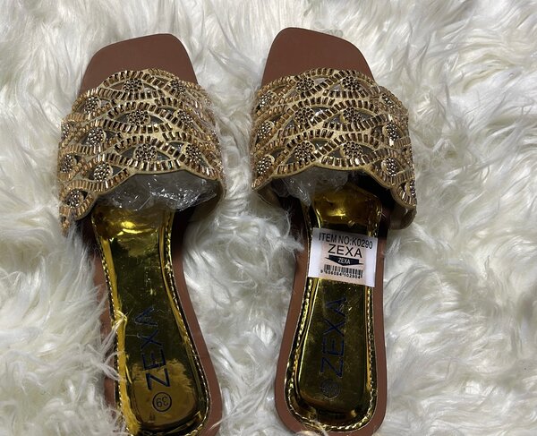 Sandales dorées Zexa
