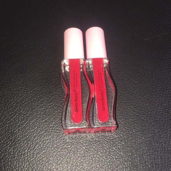 1 Brillant à Lèvres Hydratant