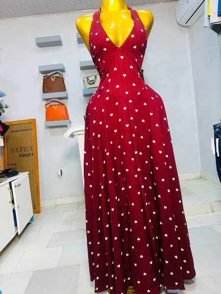 Robe longue à pois coeurs