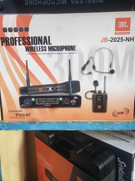 JBL Wireless Microphone Set
