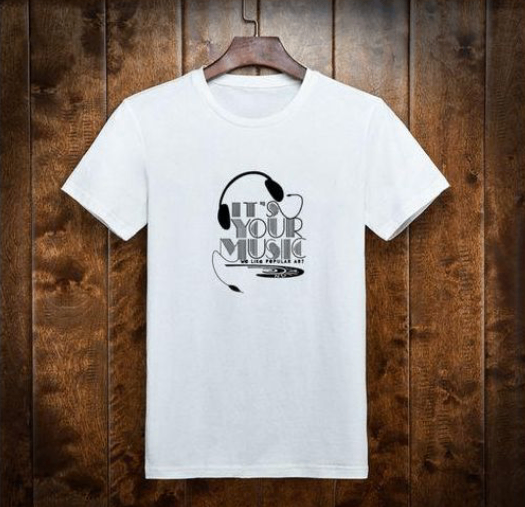 T-shirt d'aventure imprimé