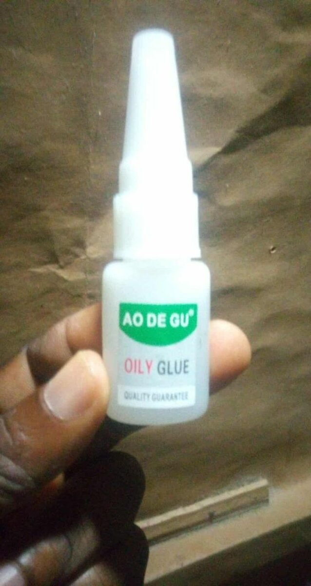 Colle adhésive puissante 20g