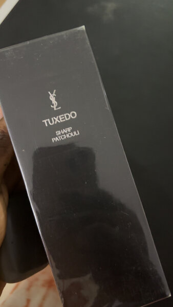 Parfum Tuxedo Sharp Patchouli