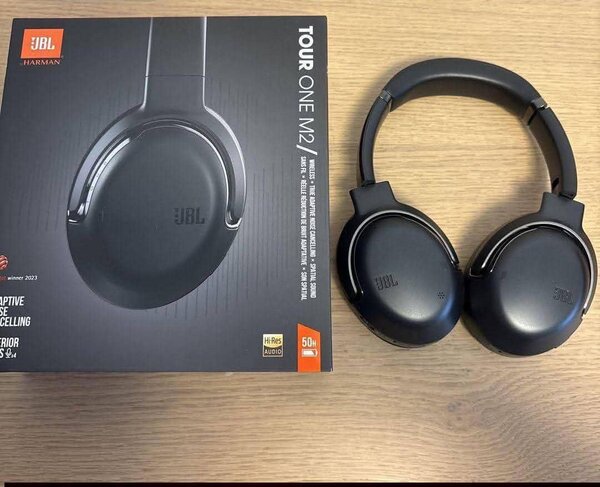 JBL Tour One M2 Headphones
