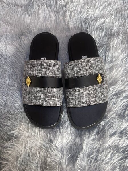 Mules élégantes en cuir