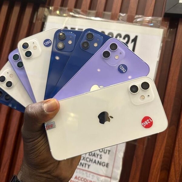 iPhone 12 - 128 Go