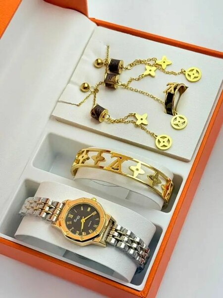 Montre femme luxe avec bijoux