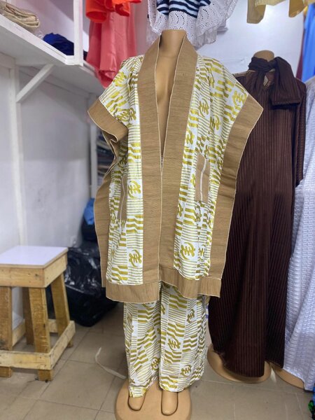 Ensemble de vêtements africains pour femme