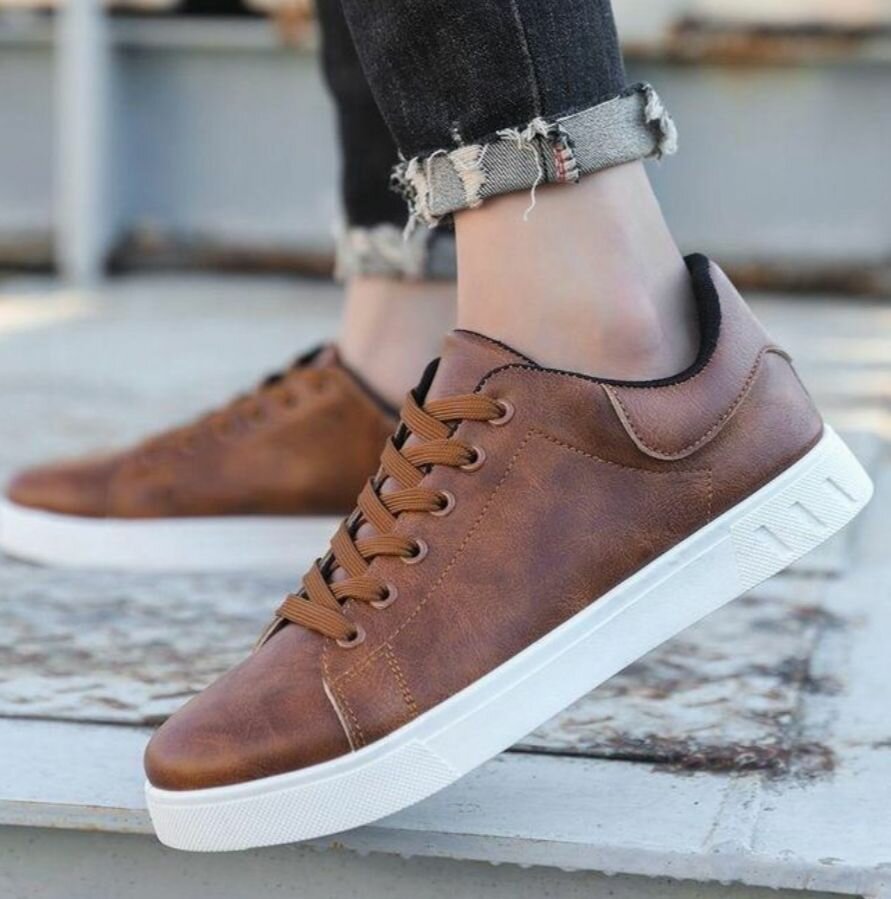 Sneakers marron en cuir pour hommes
