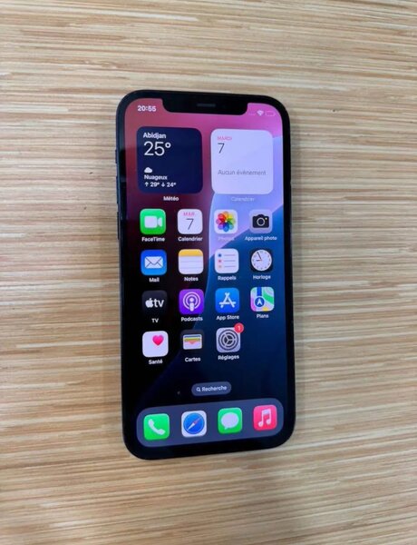 iPhone 12 64GB Bon État