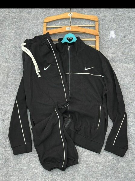 Ensemble survêtement Nike noir