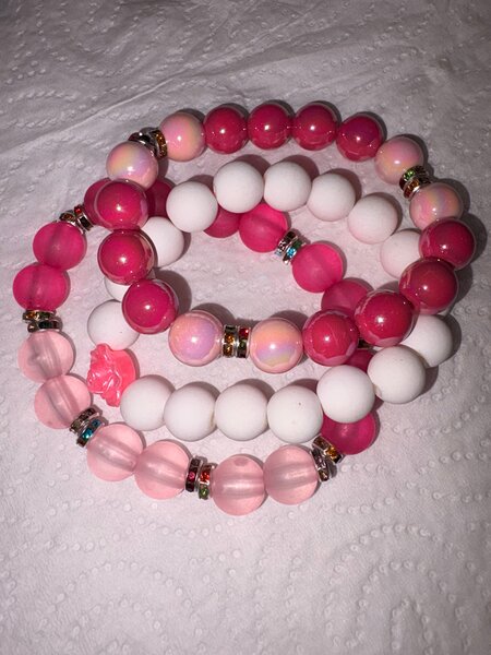 Bracelets en perles colorées