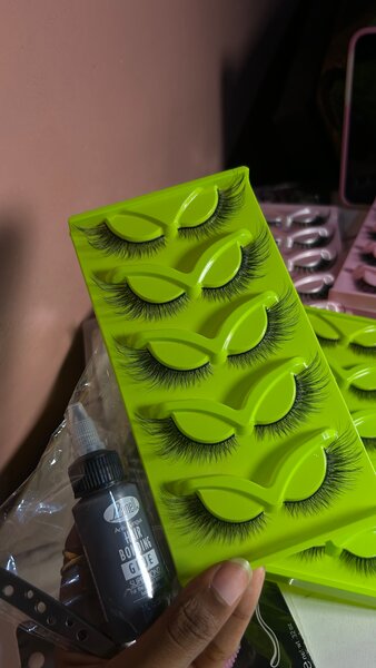 Faux Cils NATUREL LONG