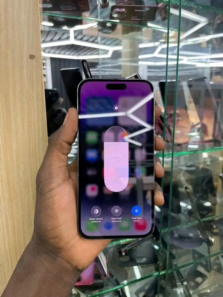 iPhone 14promax 128 Go