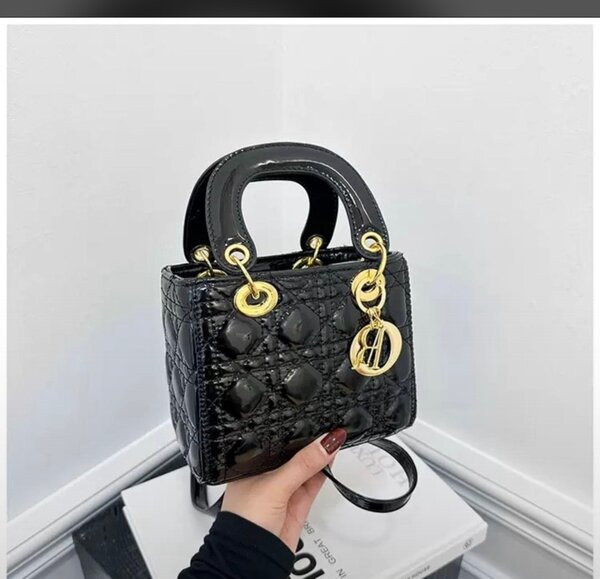 Mini sac à main élégant