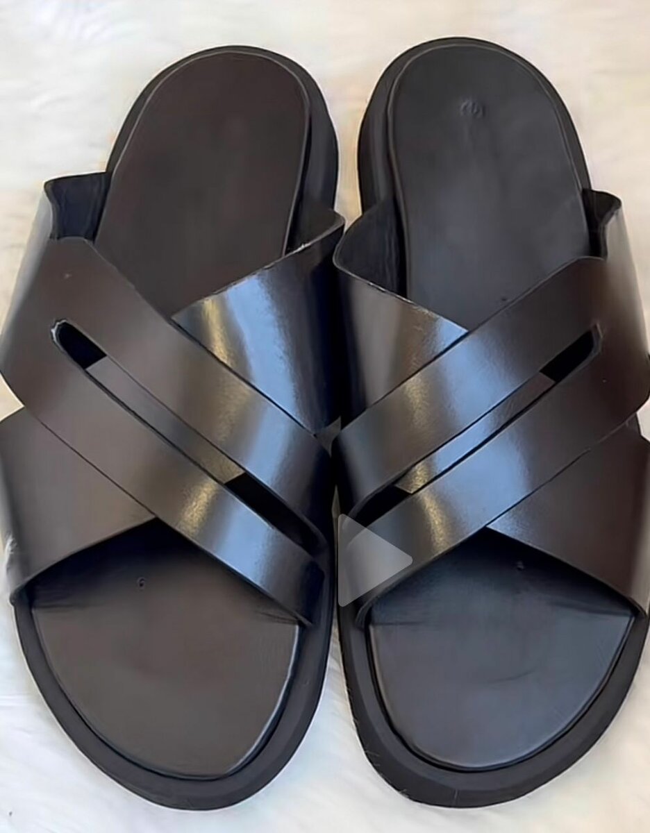 Mules en cuir noir pour homme