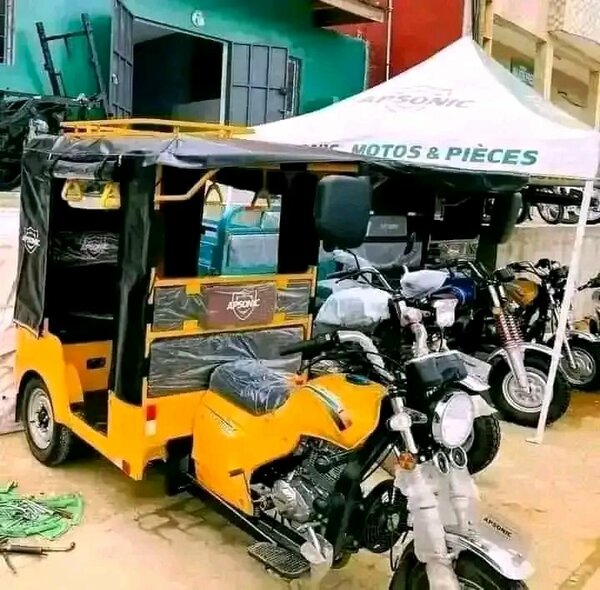 Housse de protection pour tuk tuk