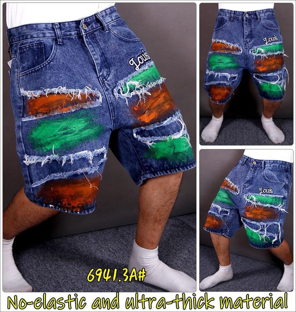 Shorts en denim déchiré coloré