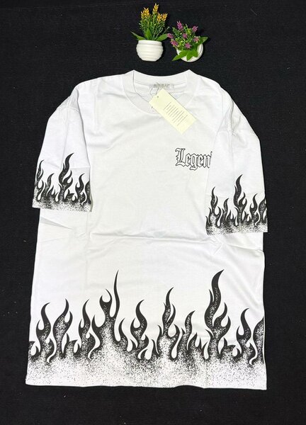 T-shirt Graphique Tendance