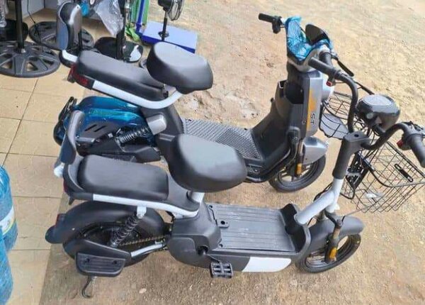 Trottinette électrique pliable