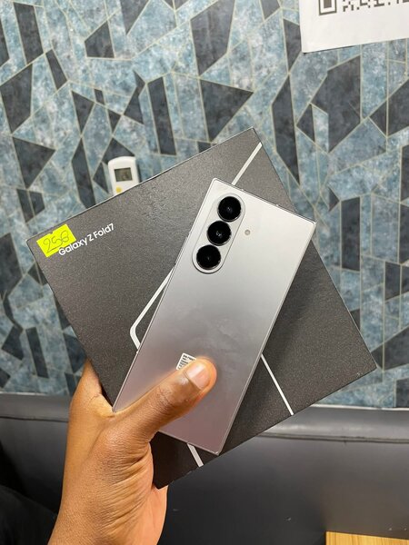 Samsung Galaxy Z Fold5