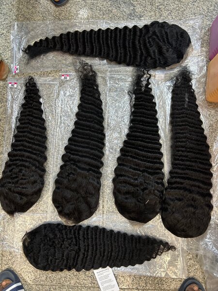 Perruque Bouclée Naturelle